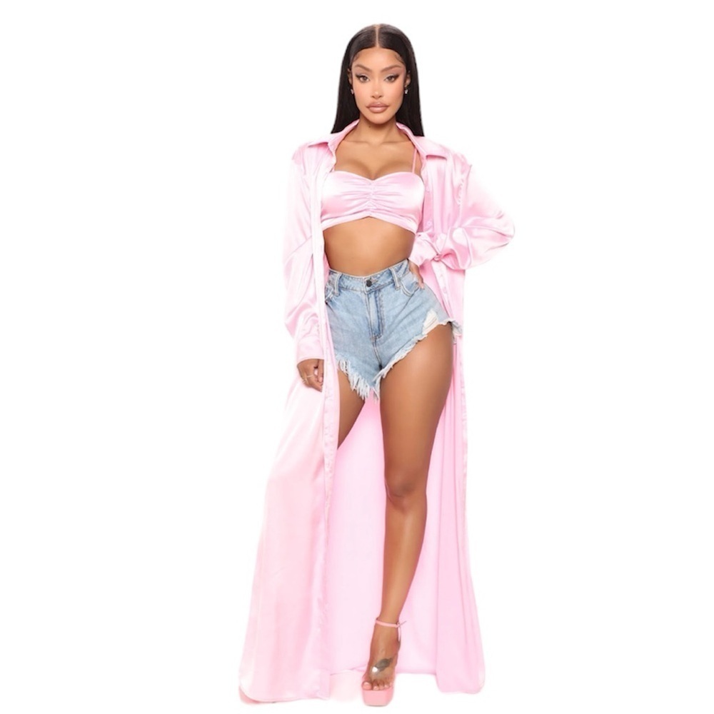 Fashion Nova Desi 2 Piece Pink Satin Set Top and Bra Size Small NWT